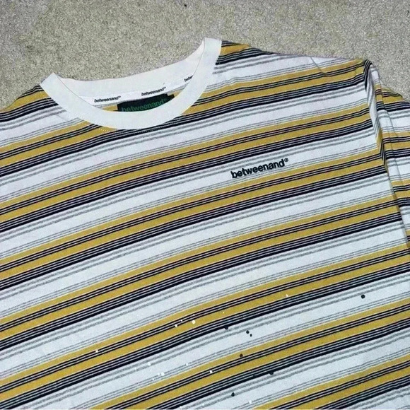 🔥Betweenand Striped Long Sleeve Shirt Medium Yellow Black White Splatter Design - Picture 3 of 8